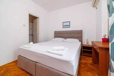 Appartamento Vacanza con famiglia Biograd na Moru
