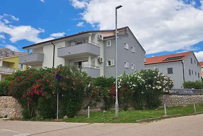 Ferienwohnung modern eingerichtet, mit Klimaa