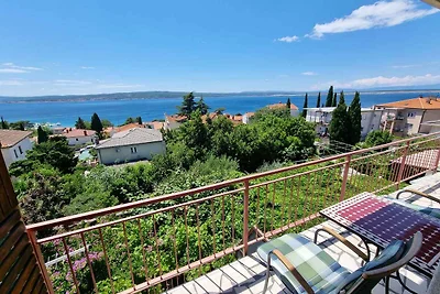 Ferienwohnung mit Balkon und Meerblick