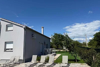Ferienwohnung mit Klimaanlage und Pool