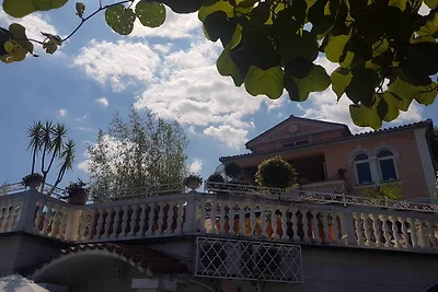 Ferienwohnung mit Terrasse und Pool