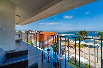 Ferienwohnung mit Balkon und Meerblick