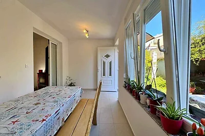 Ferienwohnung mit Terrasse und Klimaanlage