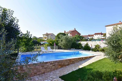 Ferienwohnung in ruhiger Lage mit Pool