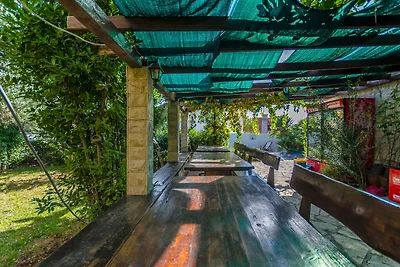 Ferienwohnung mit Swimmingpool und Balkon