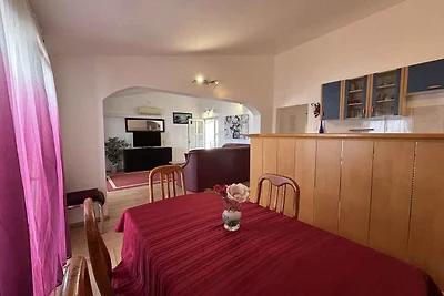 Ferienwohnung mit Pool und Meerblick