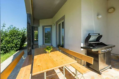 Ferienwohnung mit Klimaanlage und Balkon