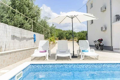 Appartamento Vacanza con famiglia Tribunj
