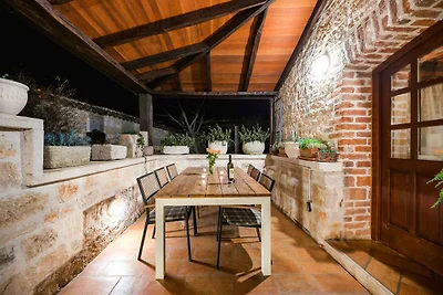 Ferienwohnung mit Pool und Klimaanlage