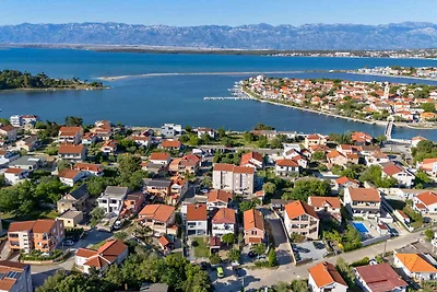 Ferienwohnung mit Balkon und Klimaanlage