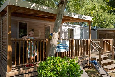 Mobilehome mit Veranda und Klimaanlage