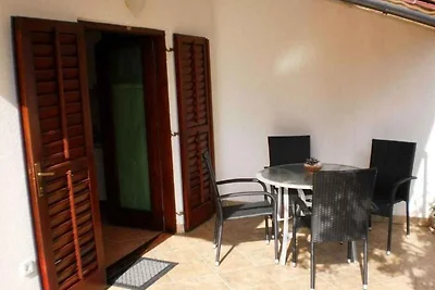 Ferienwohnung mit Klimaanlage und Terrasse