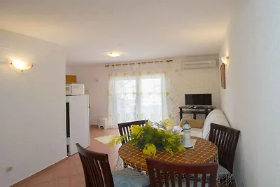 Ferienwohnung mit Klimaanlage und Meerblick