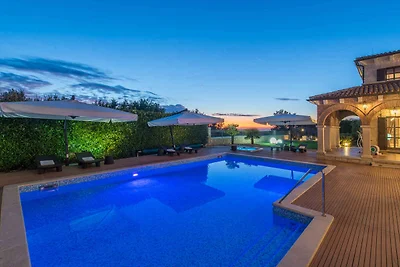 Villa mit toller Ausstattung, Meerblick, Pool