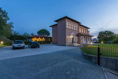 Villa mit Klimaanlage und Pool