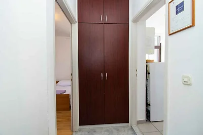 Ferienwohnung mit Balkon und Grill