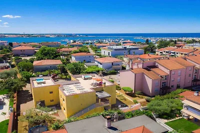 Ferienwohnung mit Balkon und Klimaanlage