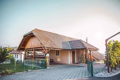 Ferienhaus mit Terrasse und Klimaanlage