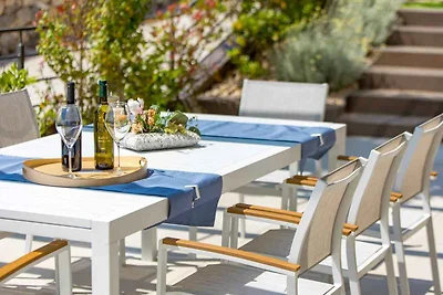 FerienHaus mit Pool und Meerblick