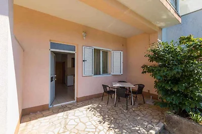 Ferienwohnung mit Klimaanlage und Terrasse