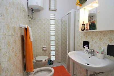 Ferienwohnung mit Pool und Balkon