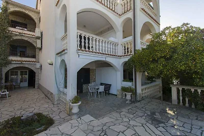 Charmantes Ferienappartement Ive mit Meerblic