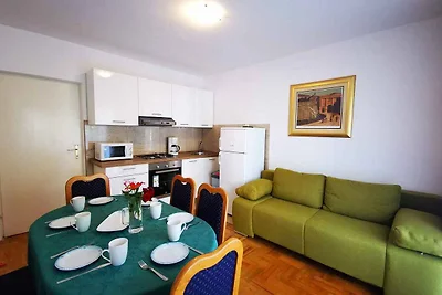 Ferienwohnung mit Terrasse und Tischtennis