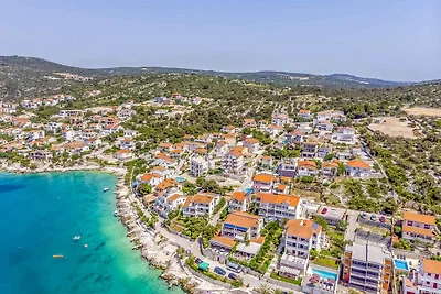Ferienwohnung am Meer mit Balkon