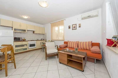 Ferienwohnung mit Terrasse und Klimaanlage