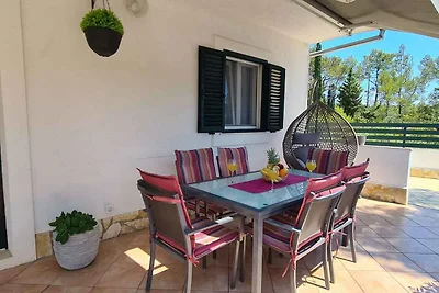 Ferienhaus mit Terrsse und Klimaanlage