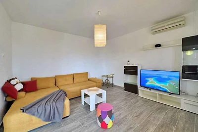 Ferienwohnung mit Balkon und Klimaanlage