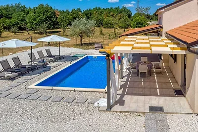 Ferienhaus mit Privatpool