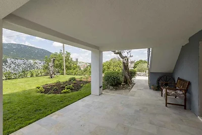 Ferienhaus mit Terrasse und Pool und