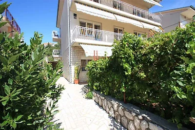 Ferienwohnung mit Terrasse und Meerblick