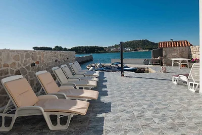 Erholsame Villa Summertime in Betina