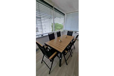 Ferienwohnung mit Balkon und Pool