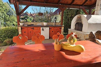 Ferienwohnung im Erdgeschoss, die Terrasse bl