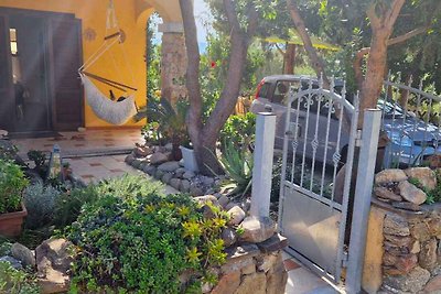 Ferienhaus mit Garten und Klimaanlage