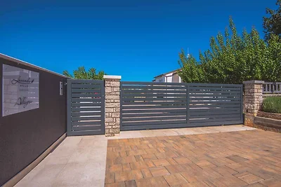 Villa mit Pool, Sauna und Jacuzzi