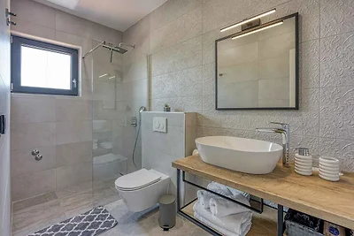 Villa mit Pool, Klimaanlage