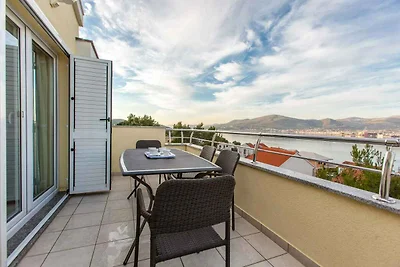 Ferienwohnung mit Meerblick und Whirlpool