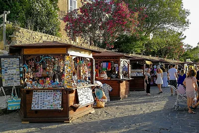 Ferienhaus mit Terrasse und Klimaanlage