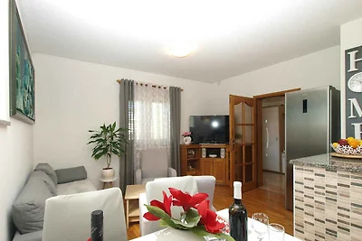 Ferienhaus mit Klimaanlage und Terrasse