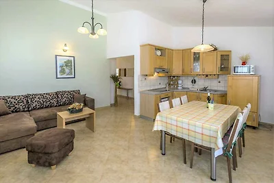 Ferienwohnung mit Klimaanlage und Pool