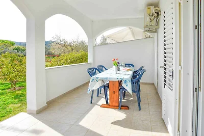 Appartamento Vacanza con famiglia Mrljane