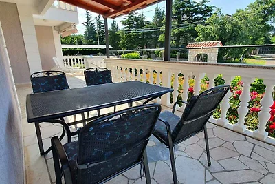 Ferienwohnung mit Balkon und Pool