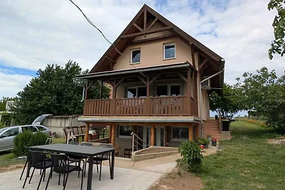 Ferienwohnung mit ruhiger Lage und Ausblick a