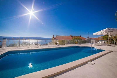 Ferienwohnung mit Pool in Strandnähe