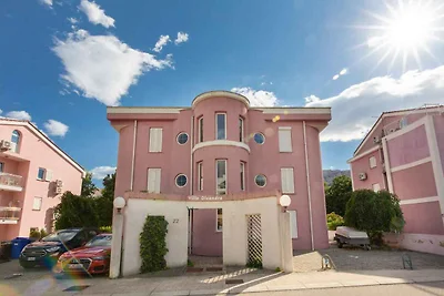 Ferienwohnung mit zwei Etagen und im neuen Te