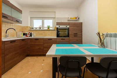 Ferienwohnung mit Balkon und Meerblick